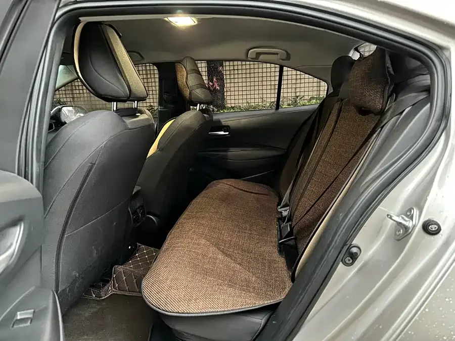 Toyota Levin 2023 Corolla Intelligent Electric Hybrid Dual Engine 1.8L Leading Edition 2023 — миниатюра 2