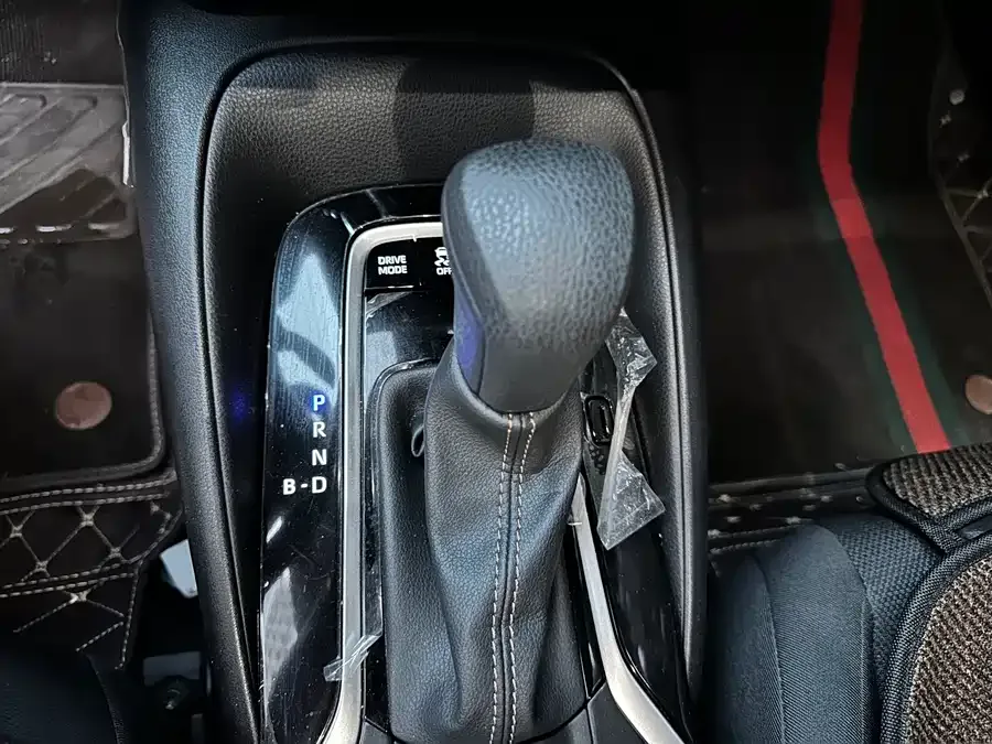 Toyota Levin 2023 Corolla Intelligent Electric Hybrid Dual Engine 1.8L Leading Edition 2023 — миниатюра 3