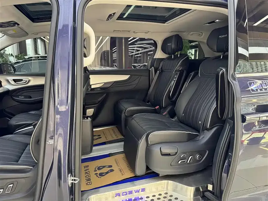 Roewe iMAX8 Roewe iMAX8 2021 400TGI Supreme Series Supreme Edition 2023 — миниатюра 5