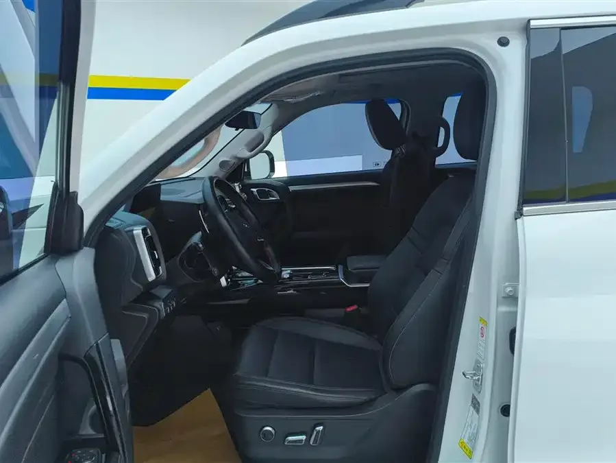 Haval Big dog Haval Big Dog 2021 2.0T DCT 2WD Chinese Hound Edition 2022 — миниатюра 3