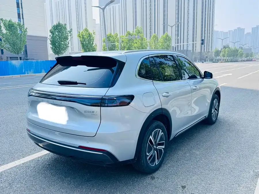Geely Galaxy Starship 7 Galaxy Starship 7 2025 120km Exploration+ Edition 2025 — миниатюра 3
