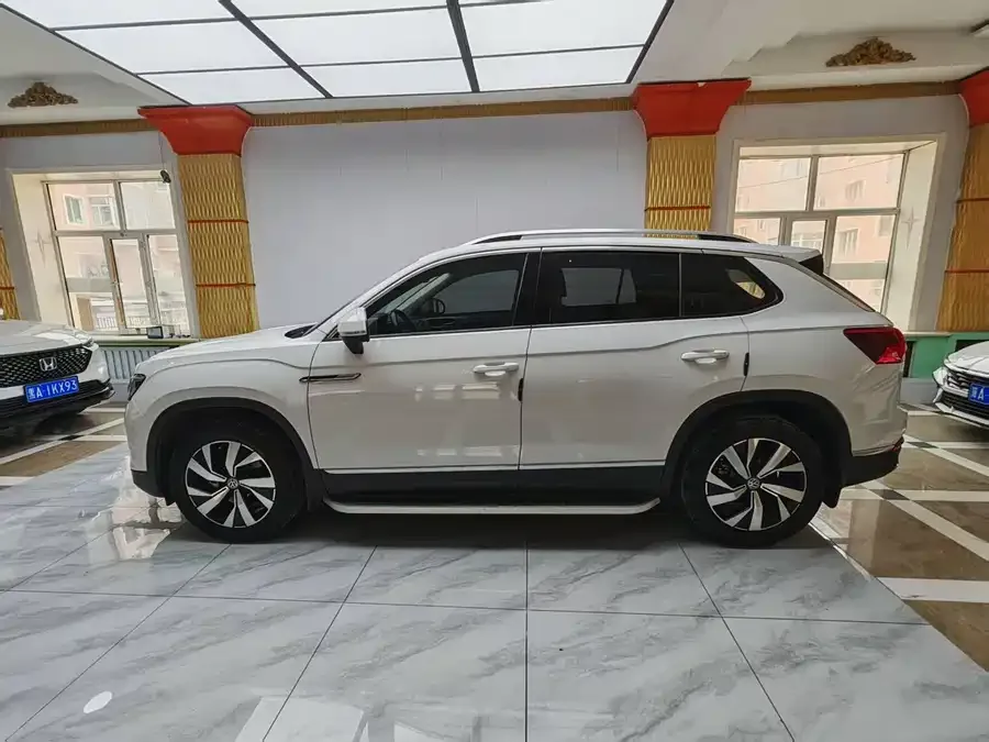Volkswagen Tayron Tanyue 2021 280TSI 2WD Luxury Smart Edition 2022 — миниатюра 2