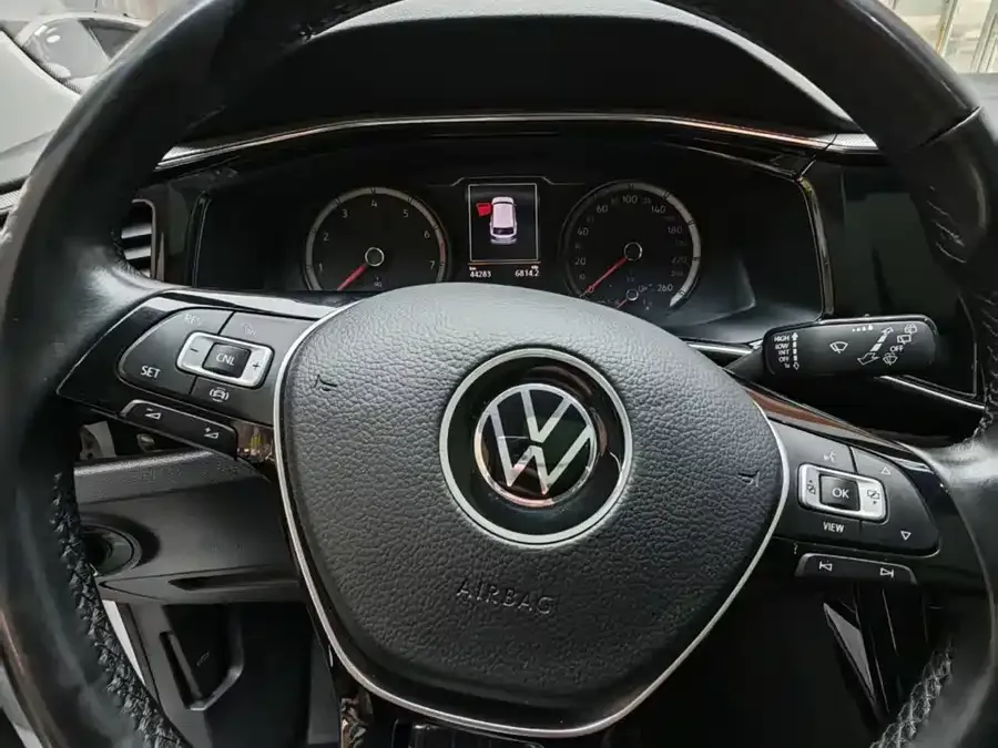 Volkswagen Tayron Tanyue 2021 280TSI 2WD Luxury Smart Edition 2022 — миниатюра 5