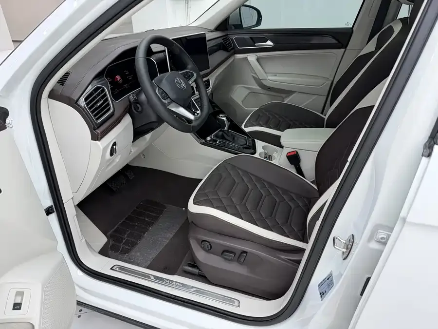 Volkswagen Tayron Tanyue 2023 280TSI 2WD Luxury Plus Advanced Edition 2022 — миниатюра 5