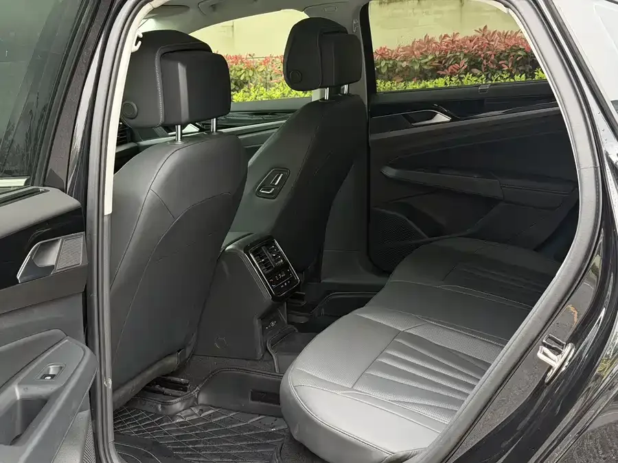 Volkswagen Passat Passat 2025 Outstanding Model 380TSI Longteng Edition 2025 — миниатюра 4