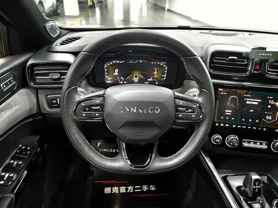 Lynk & Co 02 Hatchback Lynk & Co 02 Hatchback 2022 2.0TD Pro 2022 — миниатюра 2
