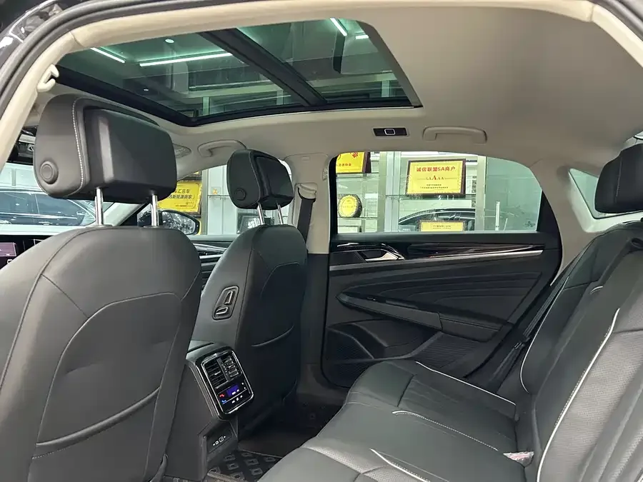 Volkswagen Passat Passat 2024 330TSI Star Elite Edition 2024 — миниатюра 5