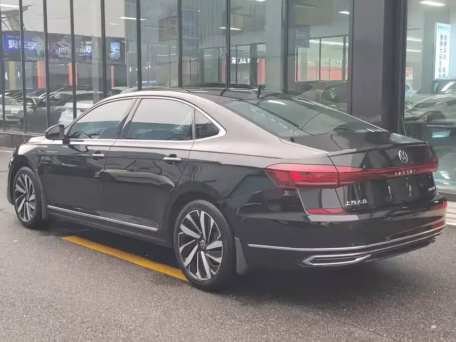 Volkswagen Passat Passat 2022 330TSI Star Elite Edition 2022 — миниатюра 2