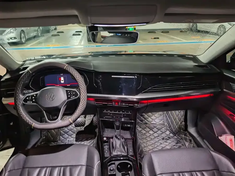 Volkswagen Passat Passat 2022 330TSI Starry Sky Deluxe Edition 2022 — миниатюра 2