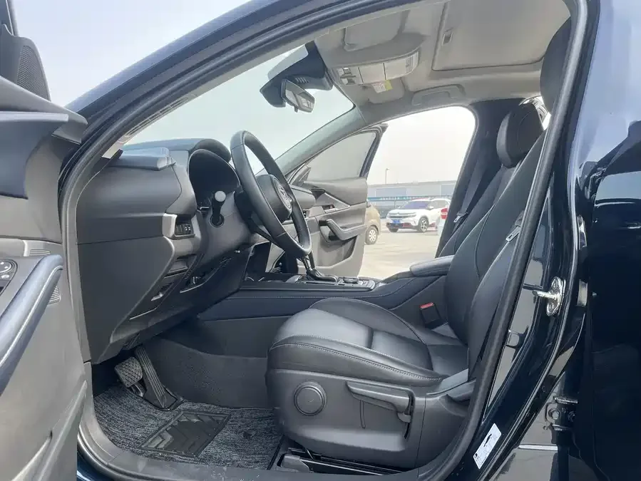 Mazda CX-30 2022 2.0L Automatic Quality Edition 2023 — миниатюра 2