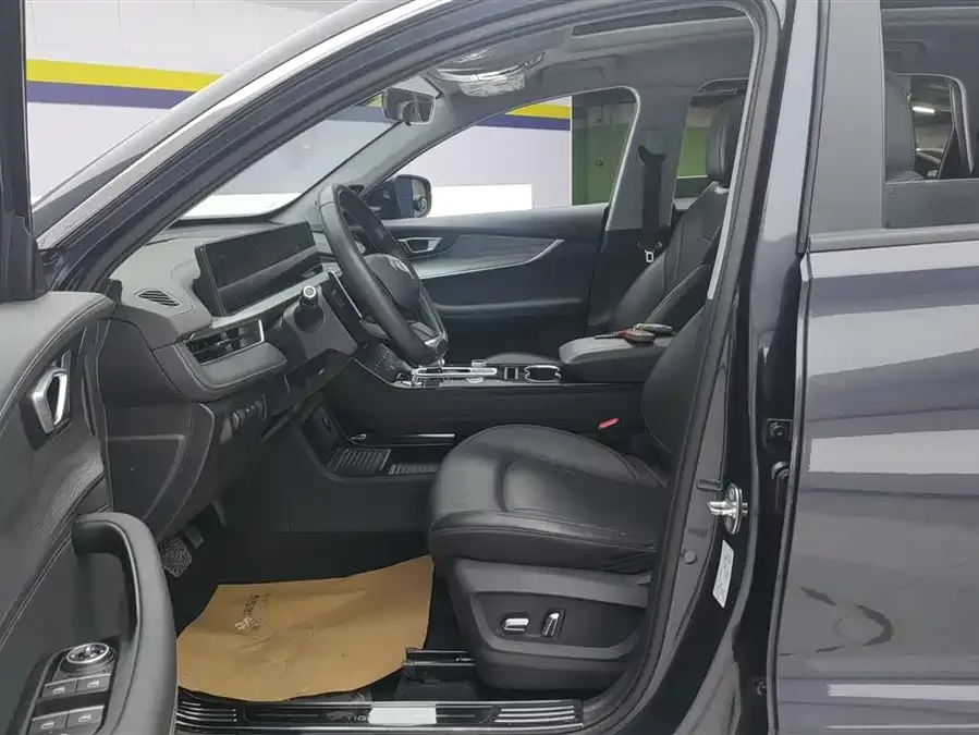 Chery Tiggo 8 PLUS Tiggo 8 PLUS 2022 290TGDI DCT luxury version 2022 — миниатюра 2