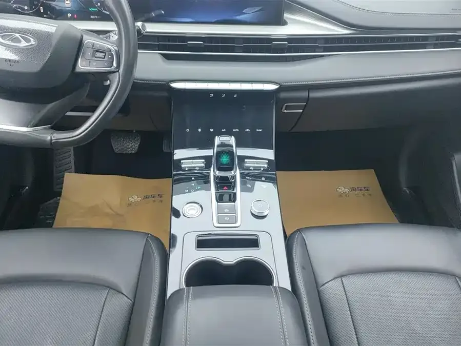Chery Tiggo 8 PLUS Tiggo 8 PLUS 2022 290TGDI DCT luxury version 2022 — миниатюра 3