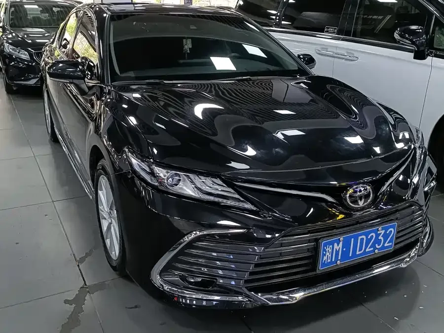 Toyota Camry Camry 2023 2.0G Deluxe Edition 2024 — миниатюра 3