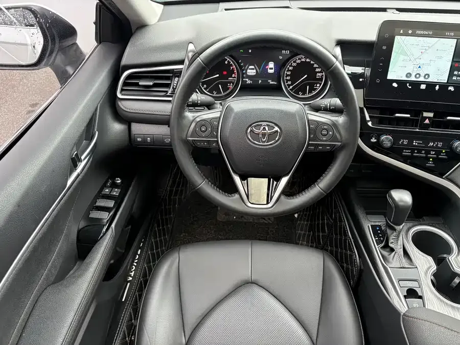 Toyota Camry Camry 2023 2.0G Deluxe Edition 2023 — миниатюра 4