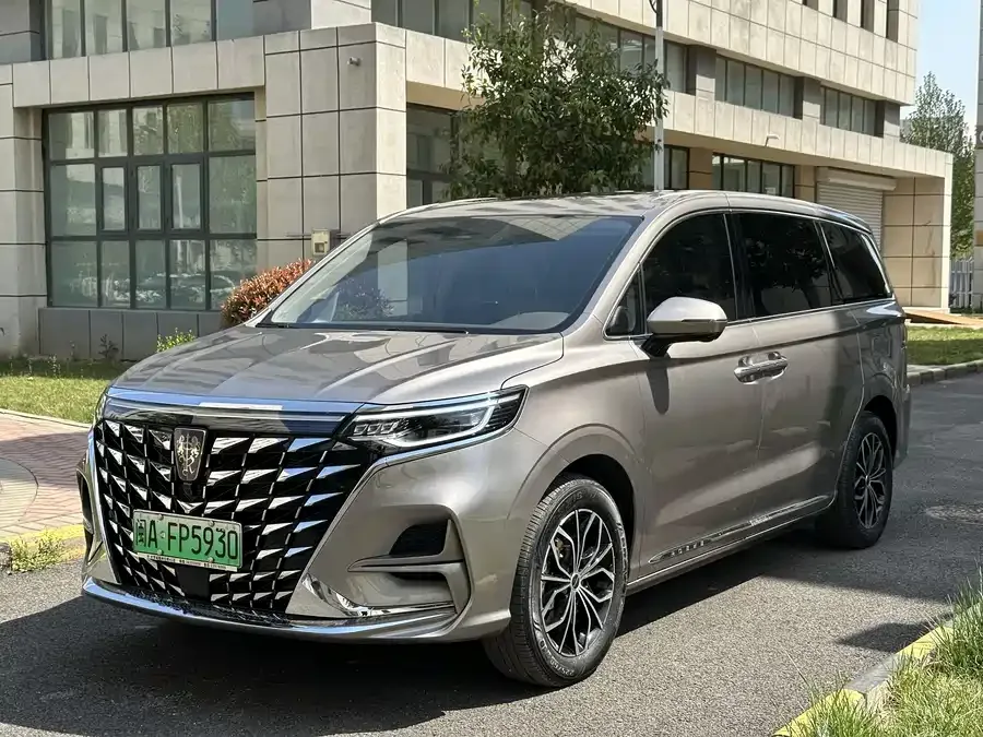 Roewe iMAX8 New Energy Roewe iMAX8 New Energy 2025 1.5T DMH Lu Zun Luxury Edition 2025 — фото 1, купить с доставкой в Москву