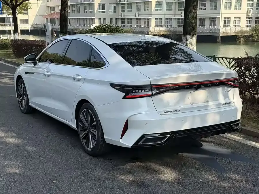 Chery Arrizo 8 Arrizo 8 2022 1.6T DCT Elegant 2023 — миниатюра 3