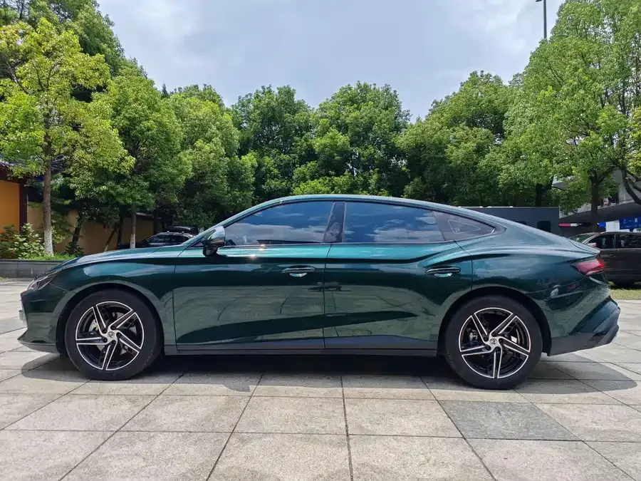 MG 7 MG7 2023 1.5T DCT Luxury Edition 2023 — миниатюра 2