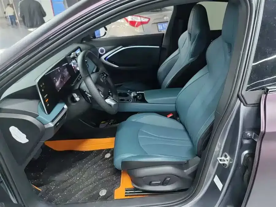 MG 7 MG7 2025 2.0T 405 AT Luxury Edition 2026 — миниатюра 2
