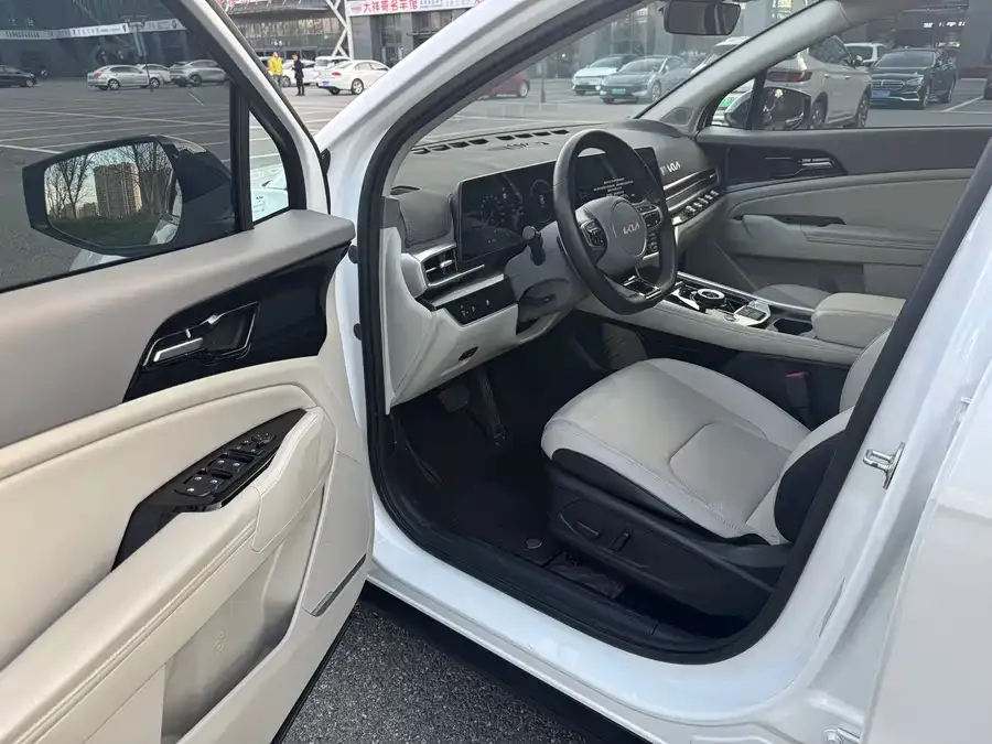 Kia Lion Platinum 2023 Lion Bo Tuojie 1.5T 2WD Premium Edition 2024 — миниатюра 2
