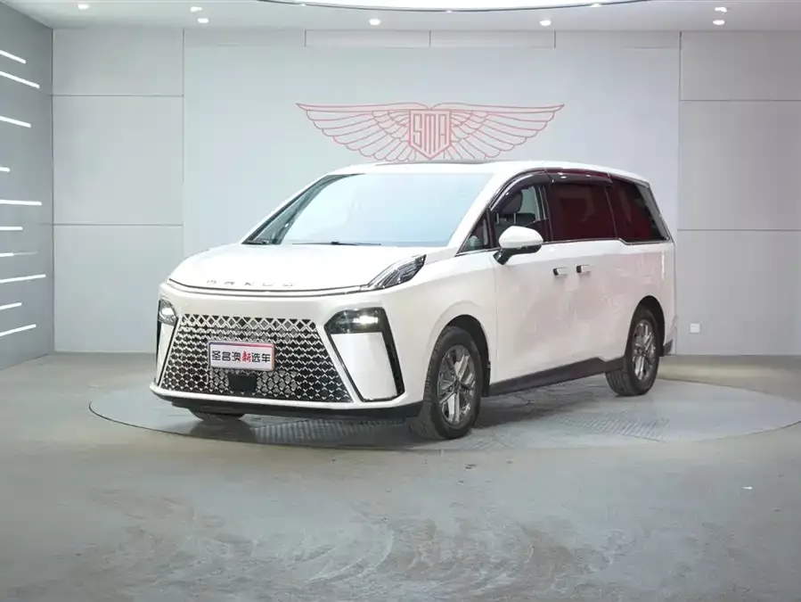 Maxus G70 2024 2.0T Automatic Comfort Edition 7 Seaters 2025 — фото 1, купить с доставкой в Москву