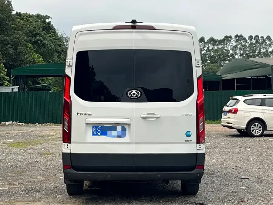 Maxus Xintu V90 Xintu V90 2021 2.0T Manual Smart King Rear-Wheel Drive Single Tire Long Wheelbase High Roof 7 Seats 2022 — миниатюра 2