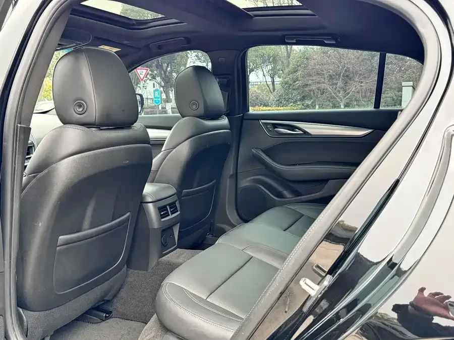 Cadillac CT5 2022 28T Luxury Edition 2022 — миниатюра 2