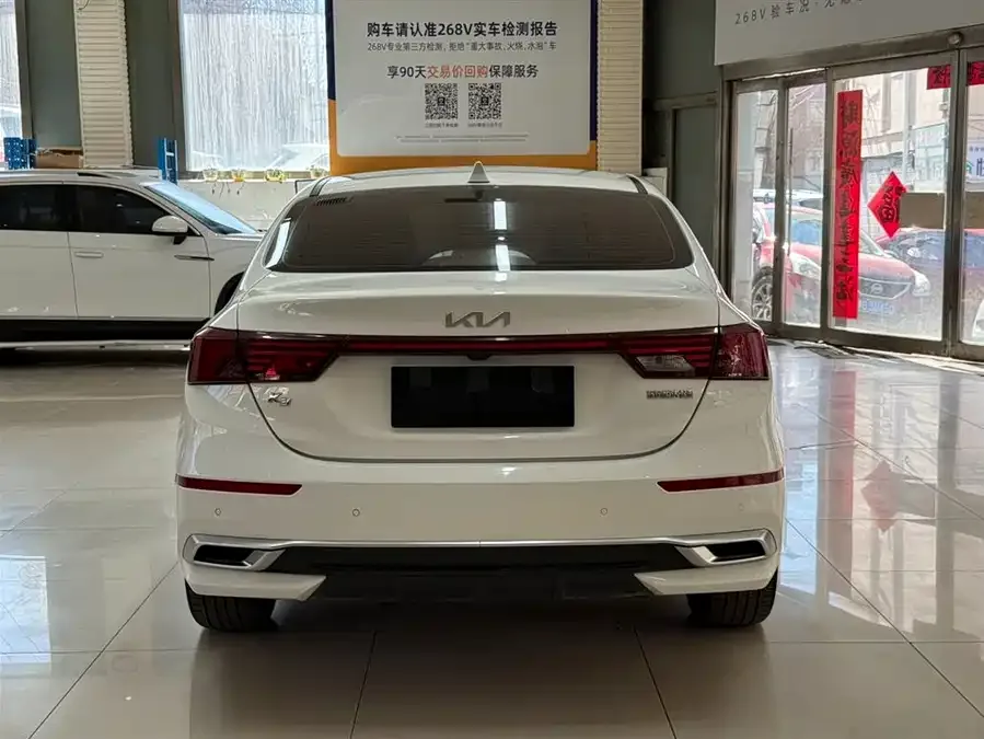 Kia K3 2021 1.5L CVT Fashion Edition 2022 — миниатюра 2