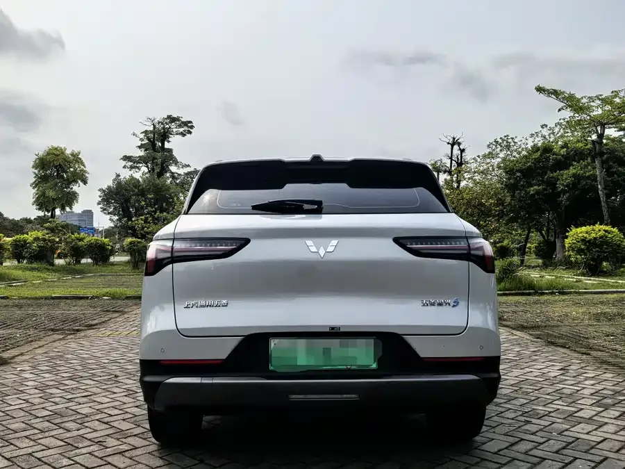 Wuling Starlight S Wuling Xingguang S 2024 130km Pilot Edition 2024 — миниатюра 2
