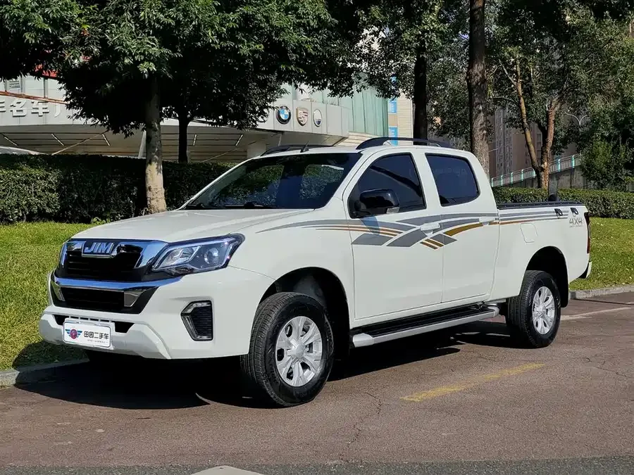 Isuzu RE-MAX Ruimai RE-MAX Ruimai 2023 2.5T Diesel Manual 2WD Chimai Edition Long Wheelbase 2025 — фото 1, купить с доставкой в Москву