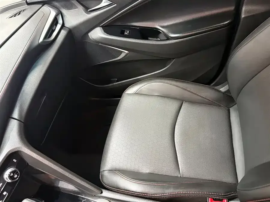 Chevrolet Volando Volando 2020 Mild Hybrid Redline 530T Automatic Enjoyment Edition (5+2 Model) 2023 — миниатюра 4
