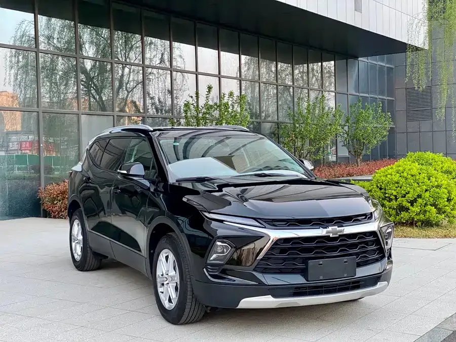 Chevrolet Trailblazer Trailblazer 2023 Mild Hybrid 650T Edition 2024 — миниатюра 3
