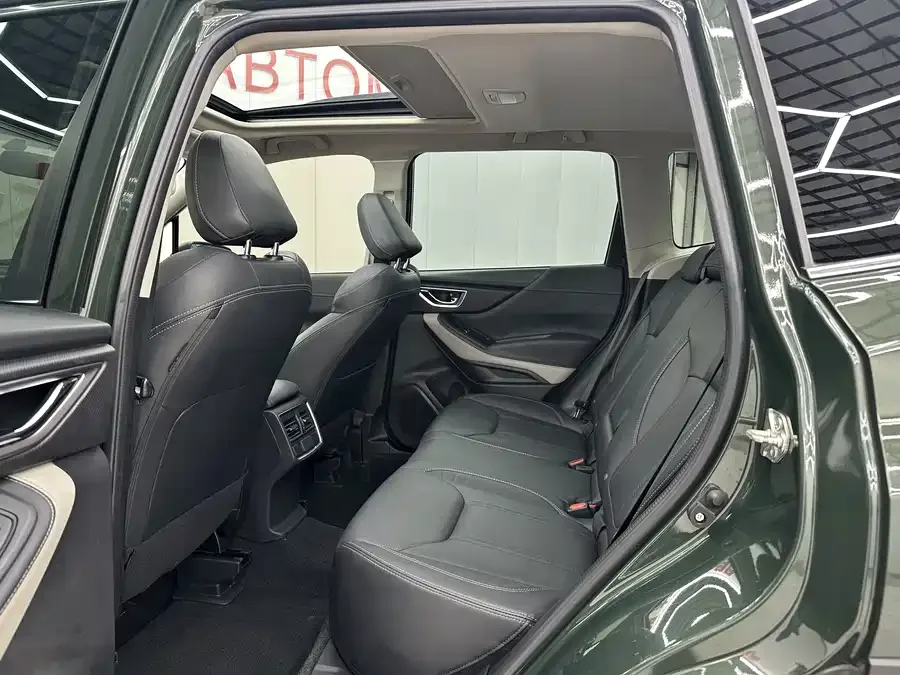 Subaru Forester Forester 2022 2.0i AWD Luxury Edition EyeSight 2022 — миниатюра 2