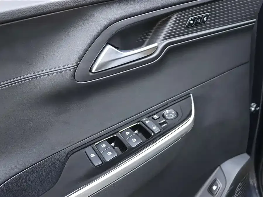 Hyundai Custo Kustu 2022 270TGDi Smart Love Flagship Edition TOP 2023 — миниатюра 5