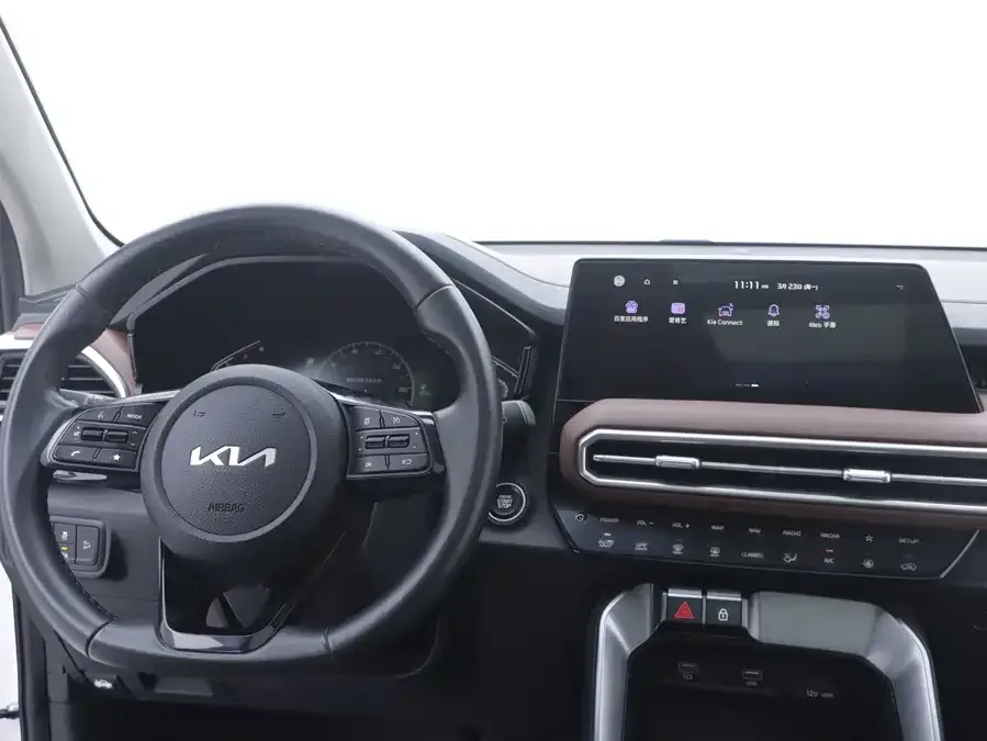 Kia Sportage Smart Run 2021 Ace 2.0L Wonderful Edition 2022 — миниатюра 4