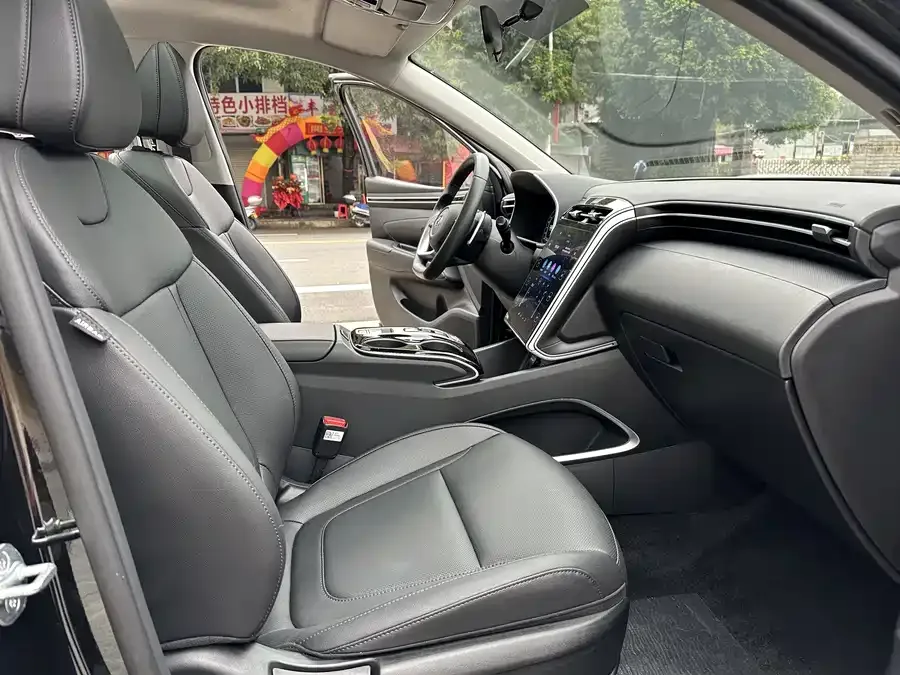Hyundai Tucson L Tucson 2023 Tucson L 1.5T Automatic 2WD GLX Elite Edition 2023 — миниатюра 4