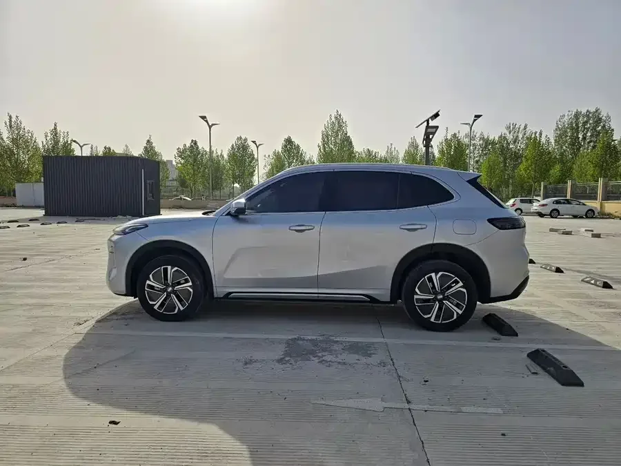 Geely Galaxy Starship 7 Galaxy Starship 7 2025 120km Exploration+ Edition 2025 — миниатюра 2