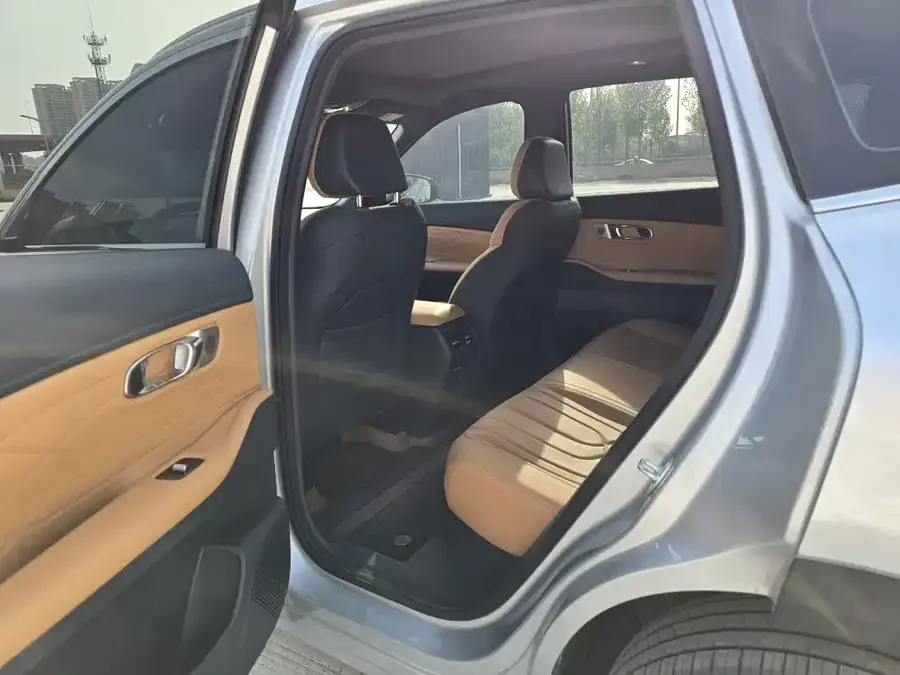 Geely Galaxy Starship 7 Galaxy Starship 7 2025 120km Exploration+ Edition 2025 — миниатюра 3