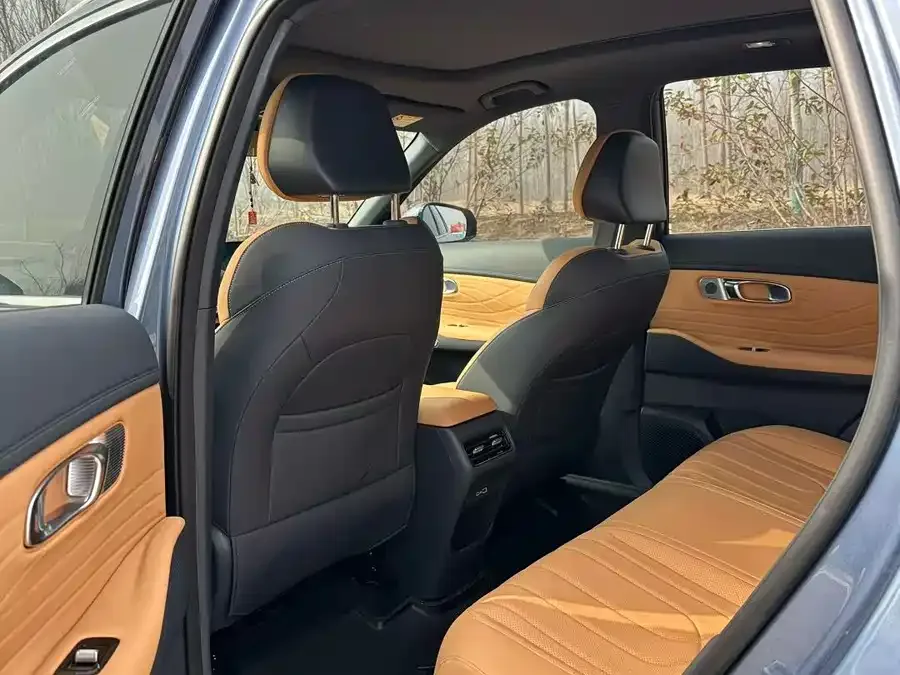 Geely Galaxy Starship 7 Galaxy Starship 7 2025 120km Sailing+ Edition 2025 — миниатюра 2