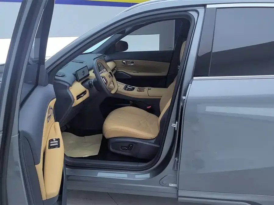 Geely Galaxy Starship 7 Galaxy Starship 7 2025 120km Exploration+ Edition 2025 — миниатюра 3