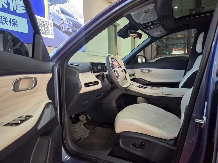 Geely Galaxy Starship 7 Galaxy Starship 7 2025 120km Navigator Edition 2024 — миниатюра 4