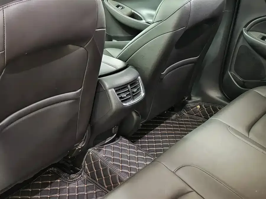 Chevrolet Malibu XL Malibu XL 2022 535T Automatic Sharp Edition 2022 — миниатюра 3