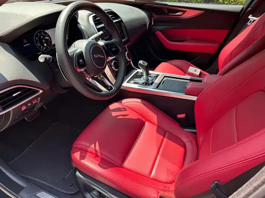 Jaguar XEL 2023 2.0T 250PS R-DYNAMIC S aggressive sports version 2023 — миниатюра 3