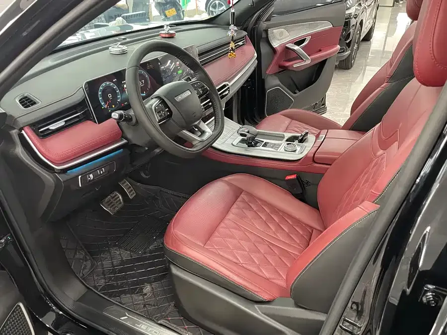 Jetour X70 PLUS JETOUR X70 PLUS 2023 1.5T DCT Brave PLUS 5-seater 2023 — миниатюра 2
