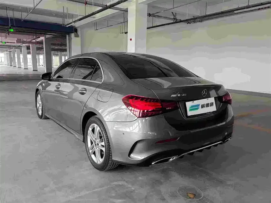 Mercedes-Benz Class A Mercedes-Benz A-Class 2025 A 180 L 2025 — миниатюра 3