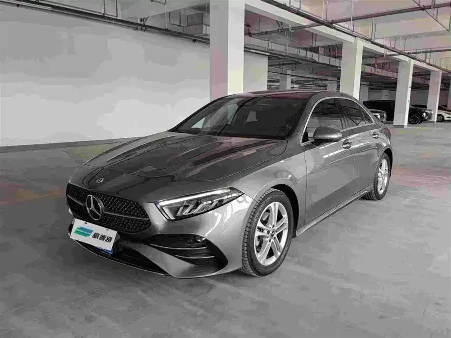Mercedes-Benz Class A Mercedes-Benz A-Class 2025 A 180 L 2025 — фото 1, купить с доставкой в Москву