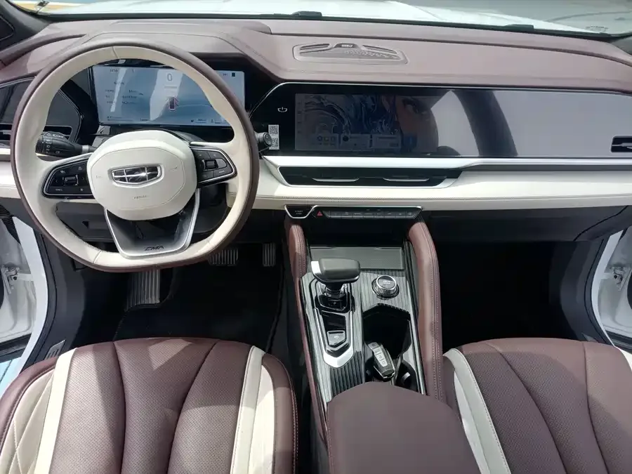 Geely Monjaro Xingyue L 2024 2.0TD High Power Automatic 2WD Yunqi Edition 2025 — миниатюра 5