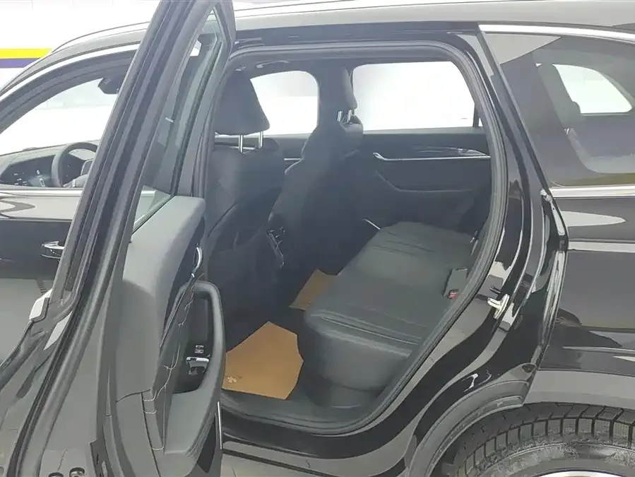 Geely Monjaro Xingyue L 2024 2.0TD DCT EVO 2WD Changfeng Edition 2025 — миниатюра 4