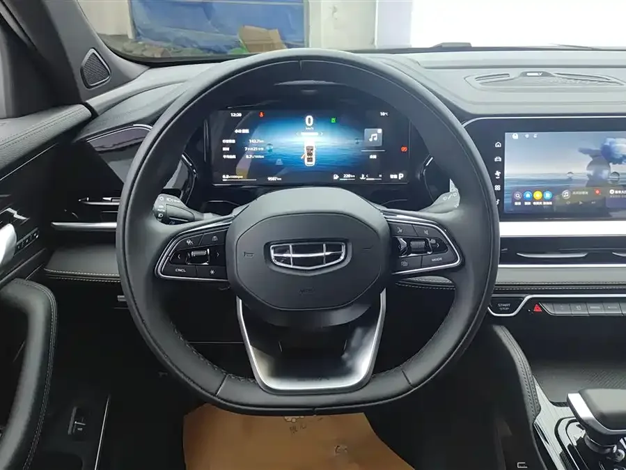 Geely Monjaro Xingyue L 2024 2.0TD DCT EVO 2WD Changfeng Edition 2025 — миниатюра 5