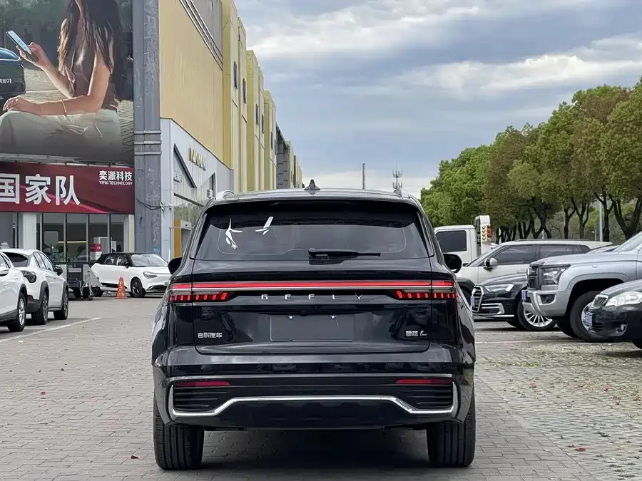 Geely Monjaro Xingyue L 2024 2.0TD DCT EVO 2WD Changfeng Edition 2025 — миниатюра 3