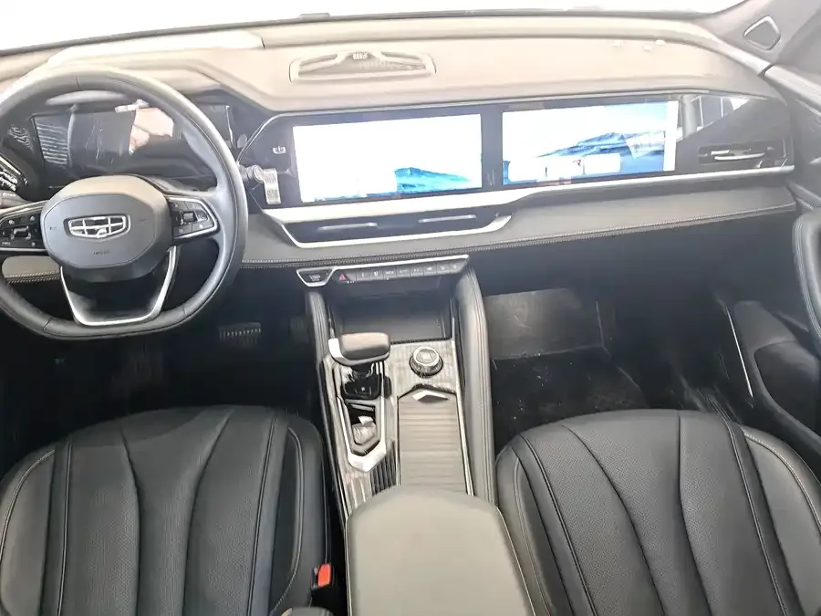 Geely Monjaro Xingyue L 2024 2.0TD DCT EVO 2WD Luxury Edition 2024 — миниатюра 2